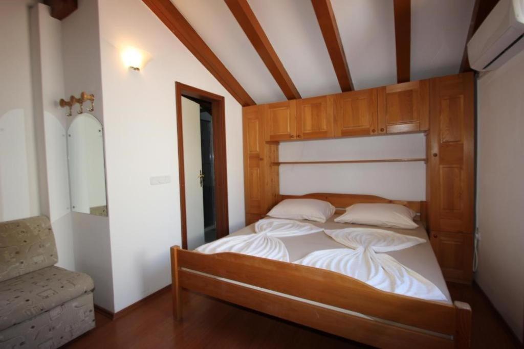 Lovely Studio Apartments Mali Raj Orsera Esterno foto